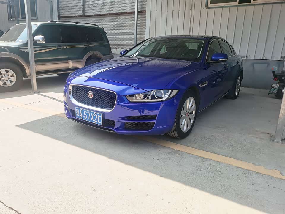 Jaguar XEL Jaguar XEL
