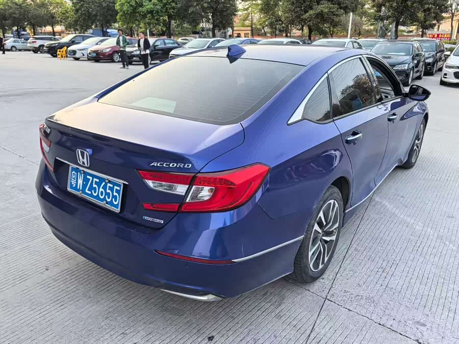 Honda Accord 2021, фото 3