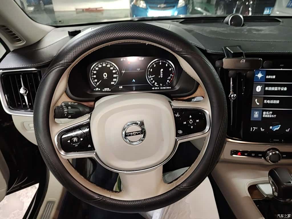 Volvo S90, 2019 11