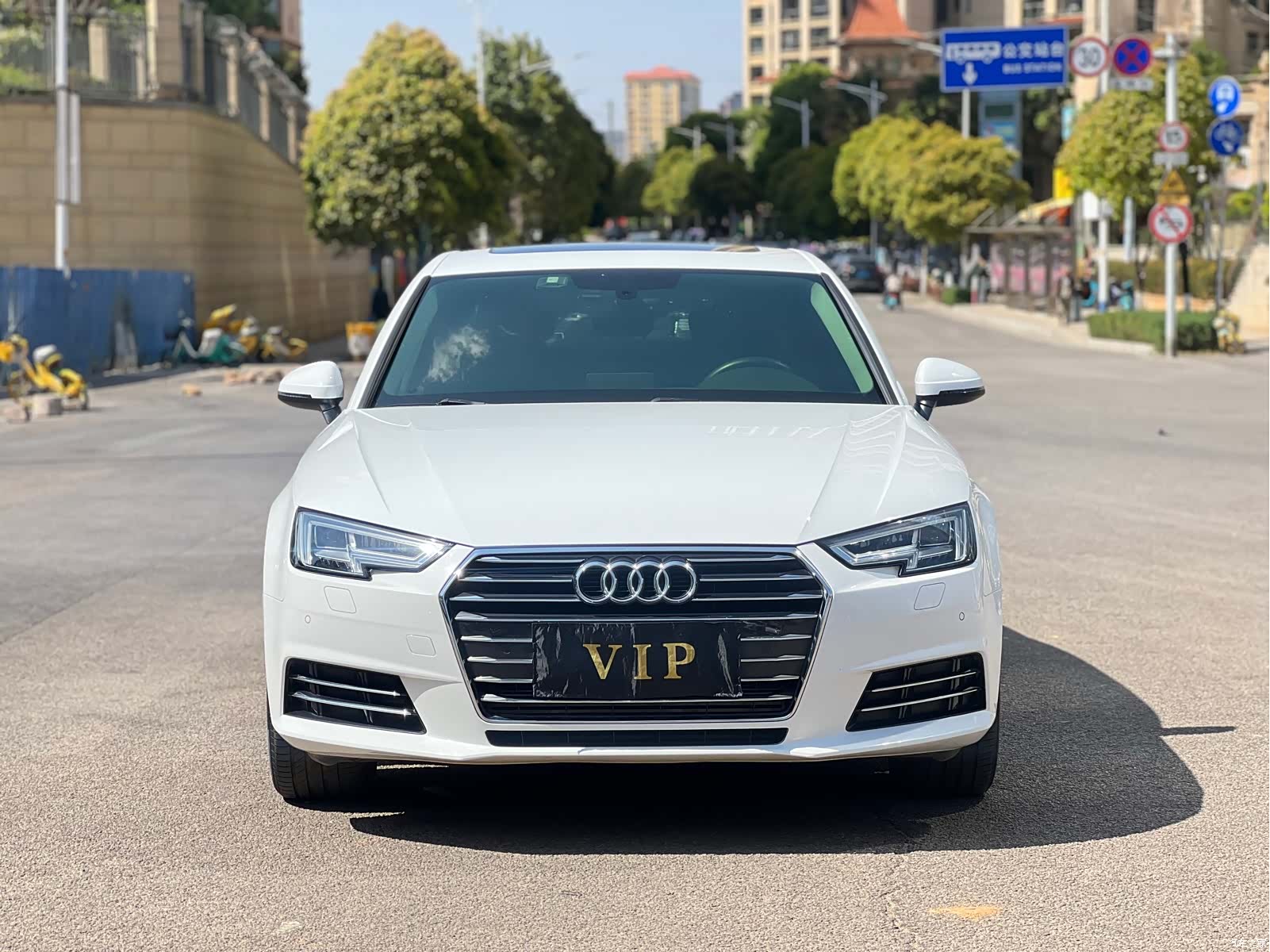 Audi A4L, 2018 2