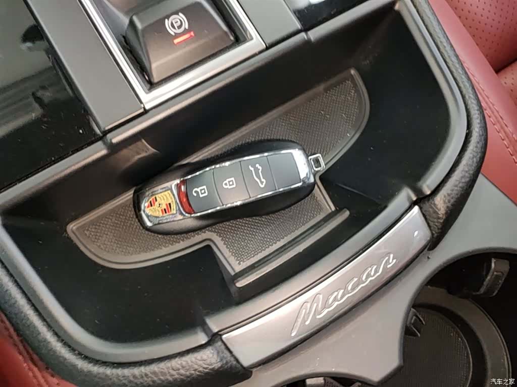 Porsche Macan, 2022 9