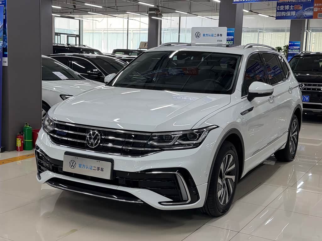 Volkswagen Tiguan L