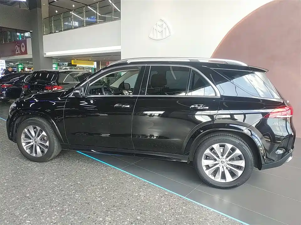Mercedes-Benz GLE Mercedes-Benz GLE