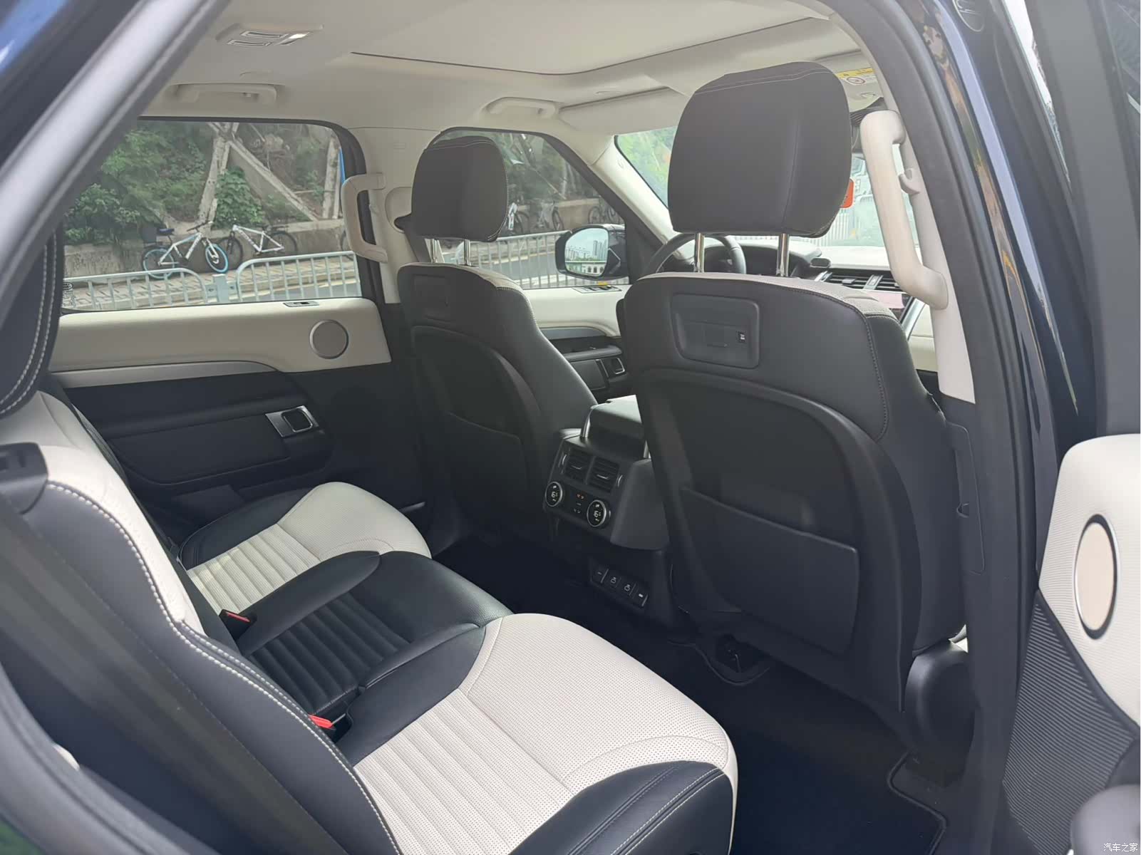Land Rover Discovery, 2021 11
