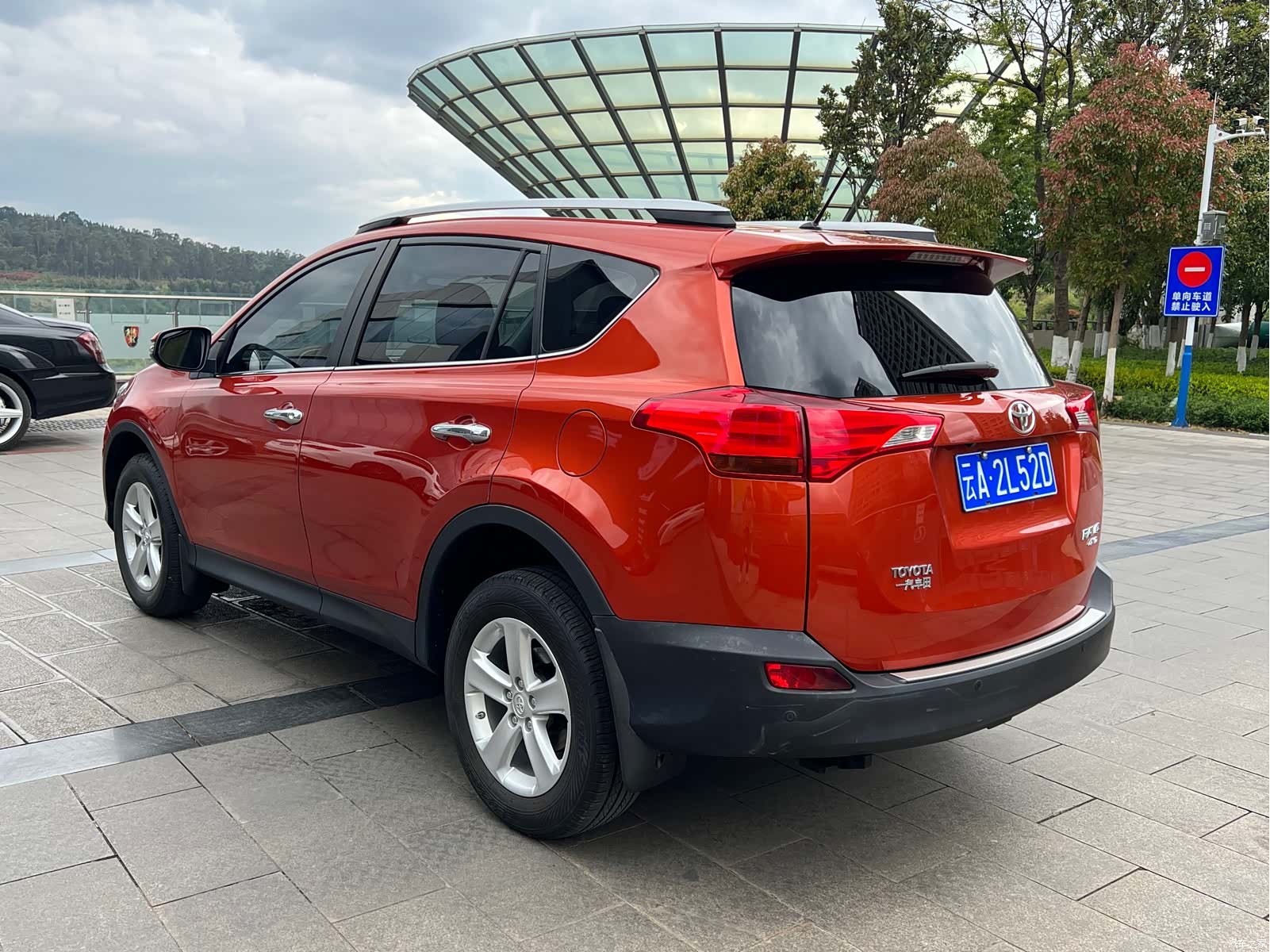 Toyota RAV4, 2013 11