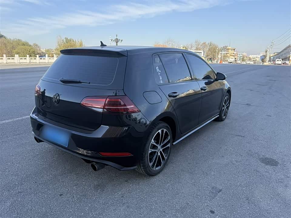 Volkswagen golf