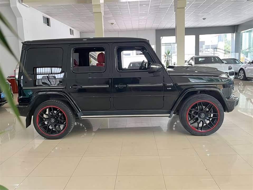 Mercedes-Benz G-class