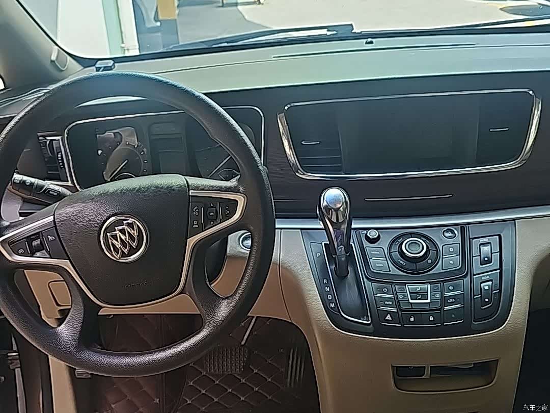 Buick GL8, 2018 10