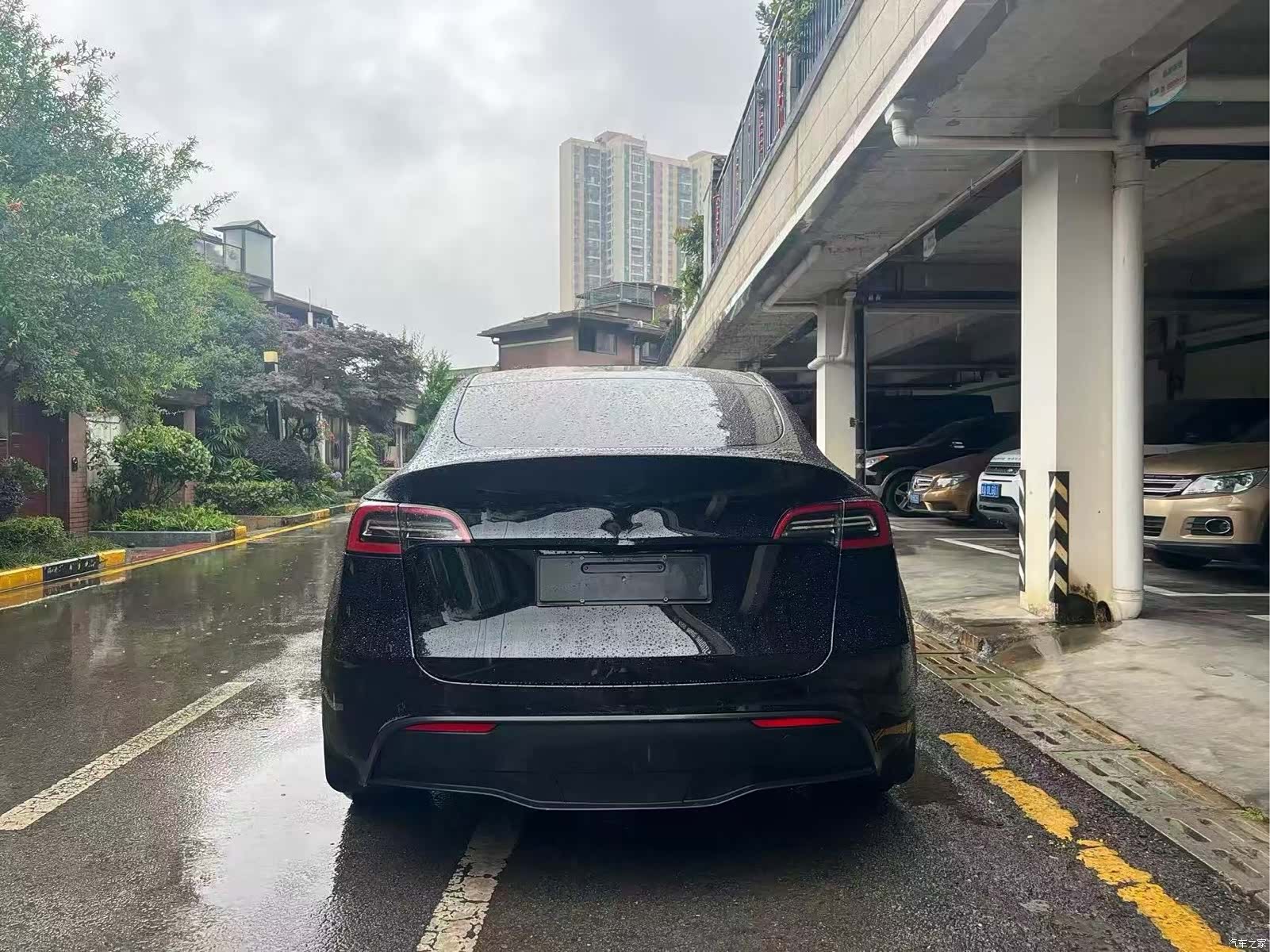 Tesla Model Y, 2022 8