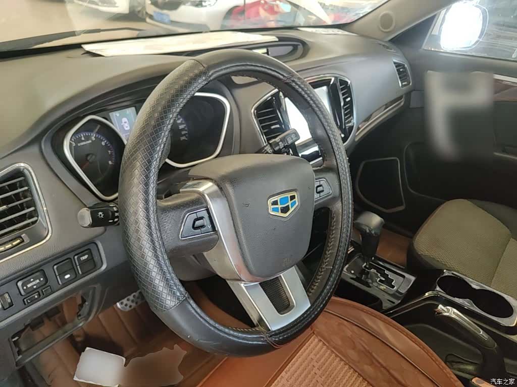 Geely GX7, 2015 11