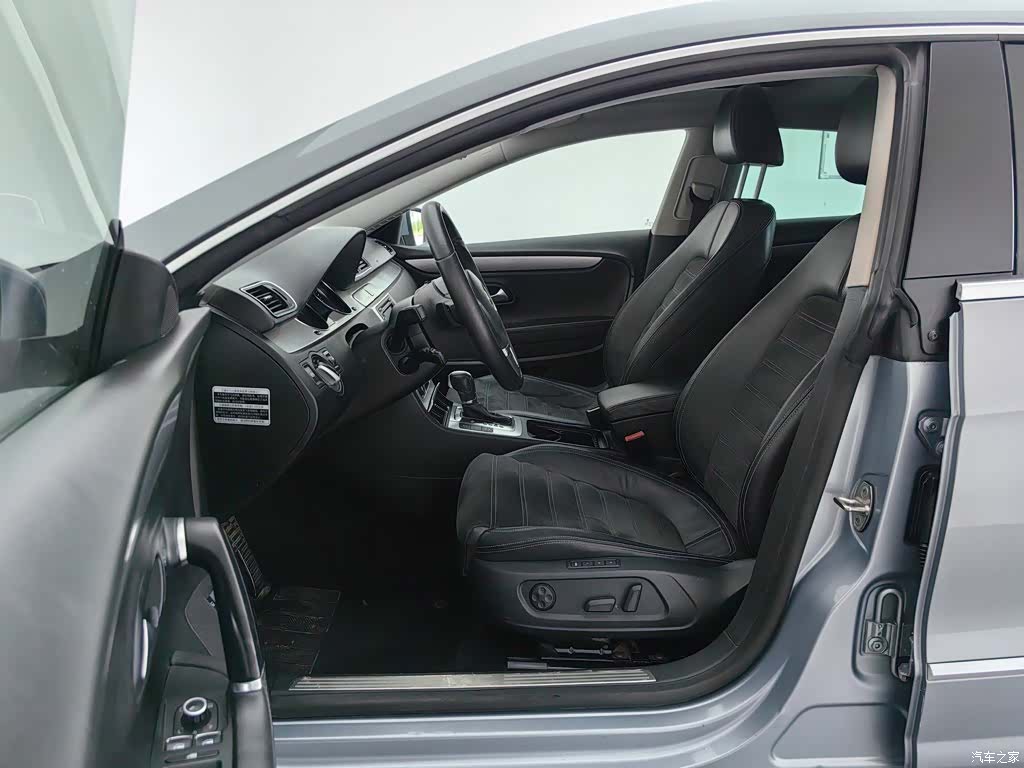 Volkswagen CC, 2012 10