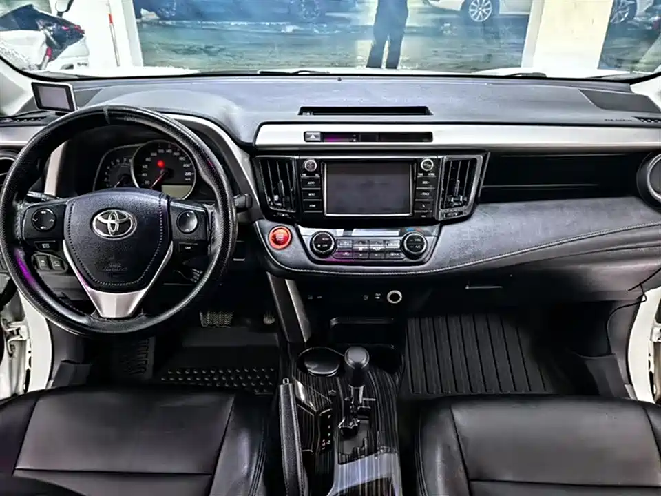 Toyota RAV4 Rongfang