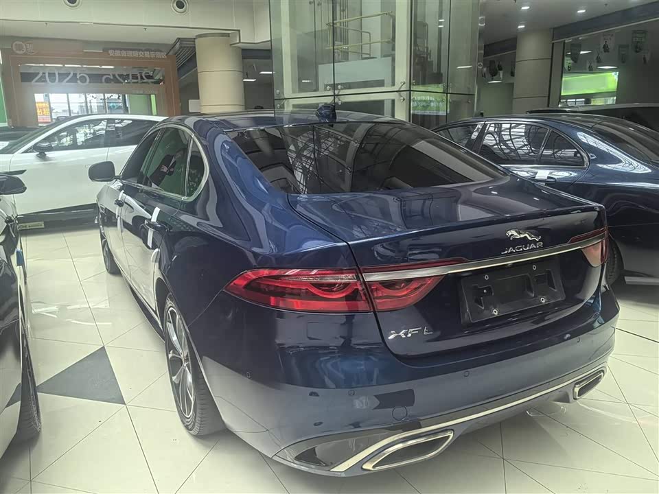 Jaguar XFL Jaguar XFL