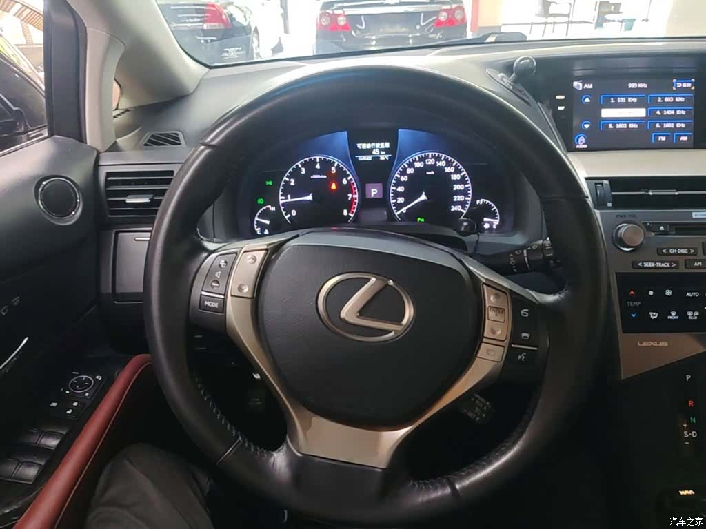 Lexus RX, 2015 11