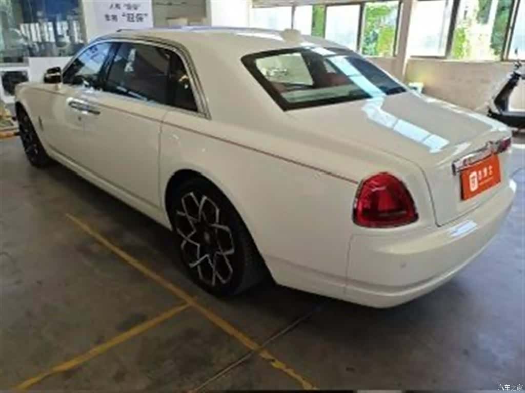 Rolls-Royce Ghost, 2018 9