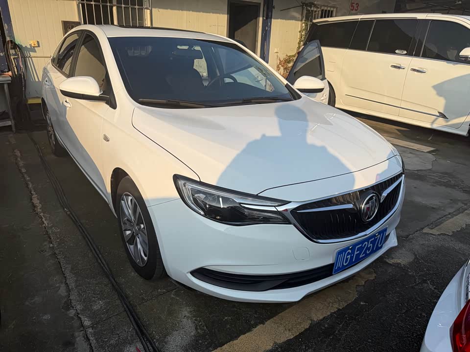 Buick Yinglang