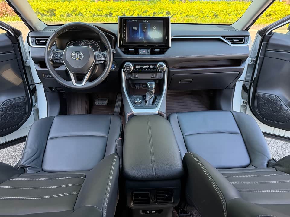 Toyota RAV4 Rongfang