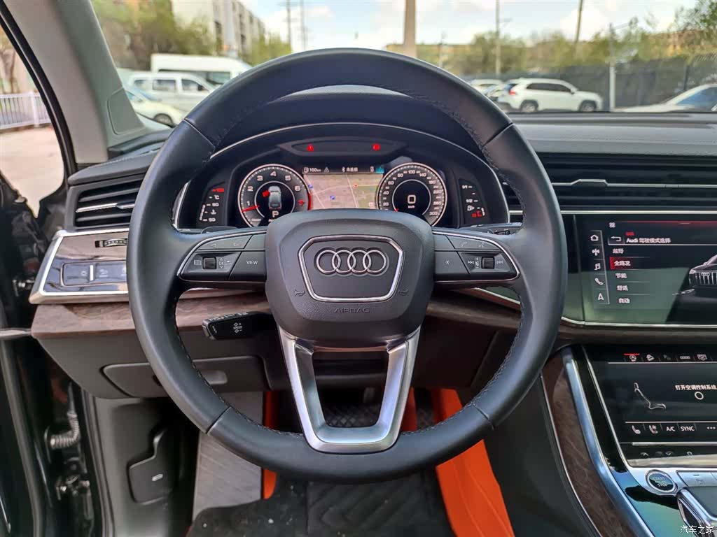 Audi Q7, 2024 12