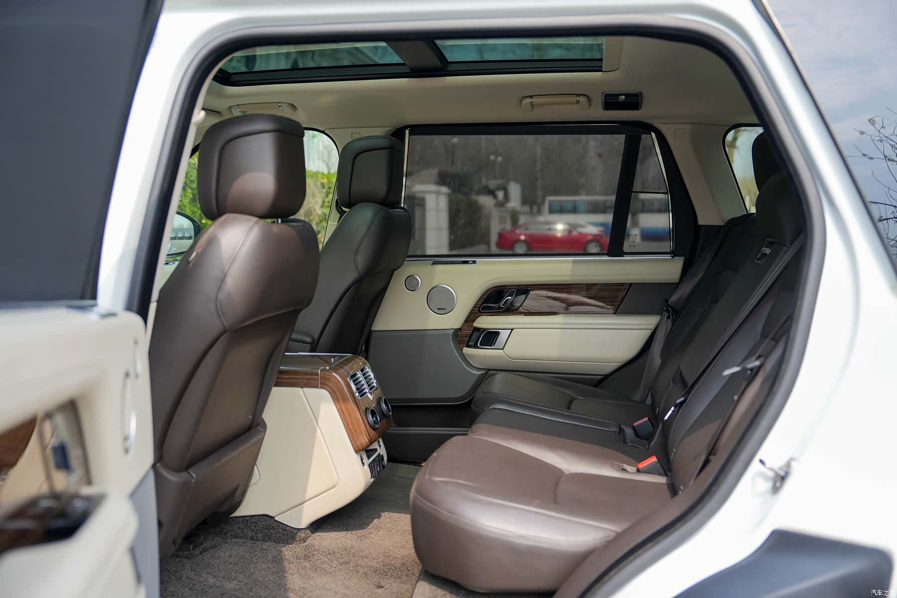Land Rover Range Rover, 2018 26