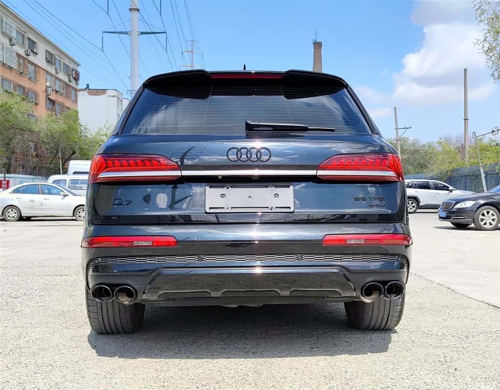 Audi Q7, 2024 все фото