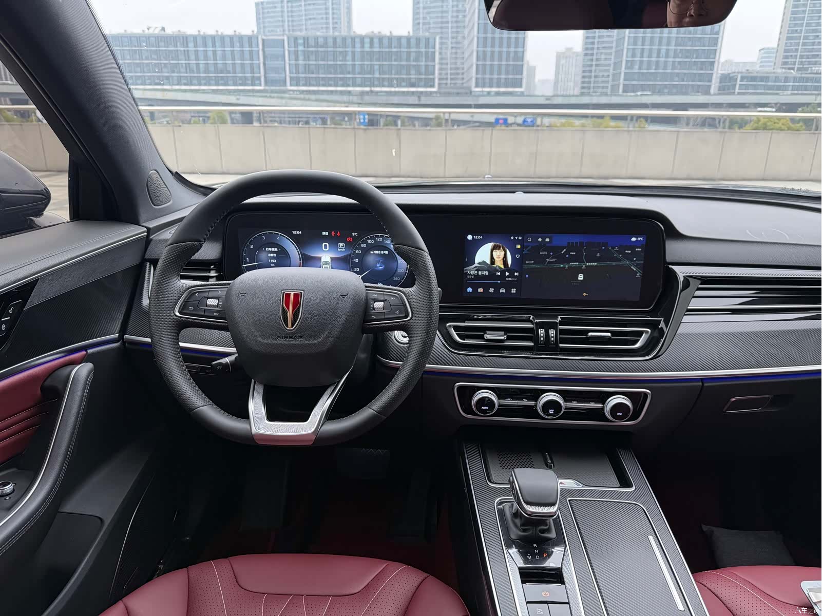 Hongqi HS5, 2025 18