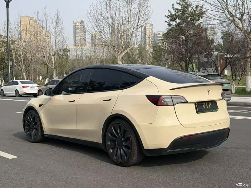 Tesla Model Y, 2022 6
