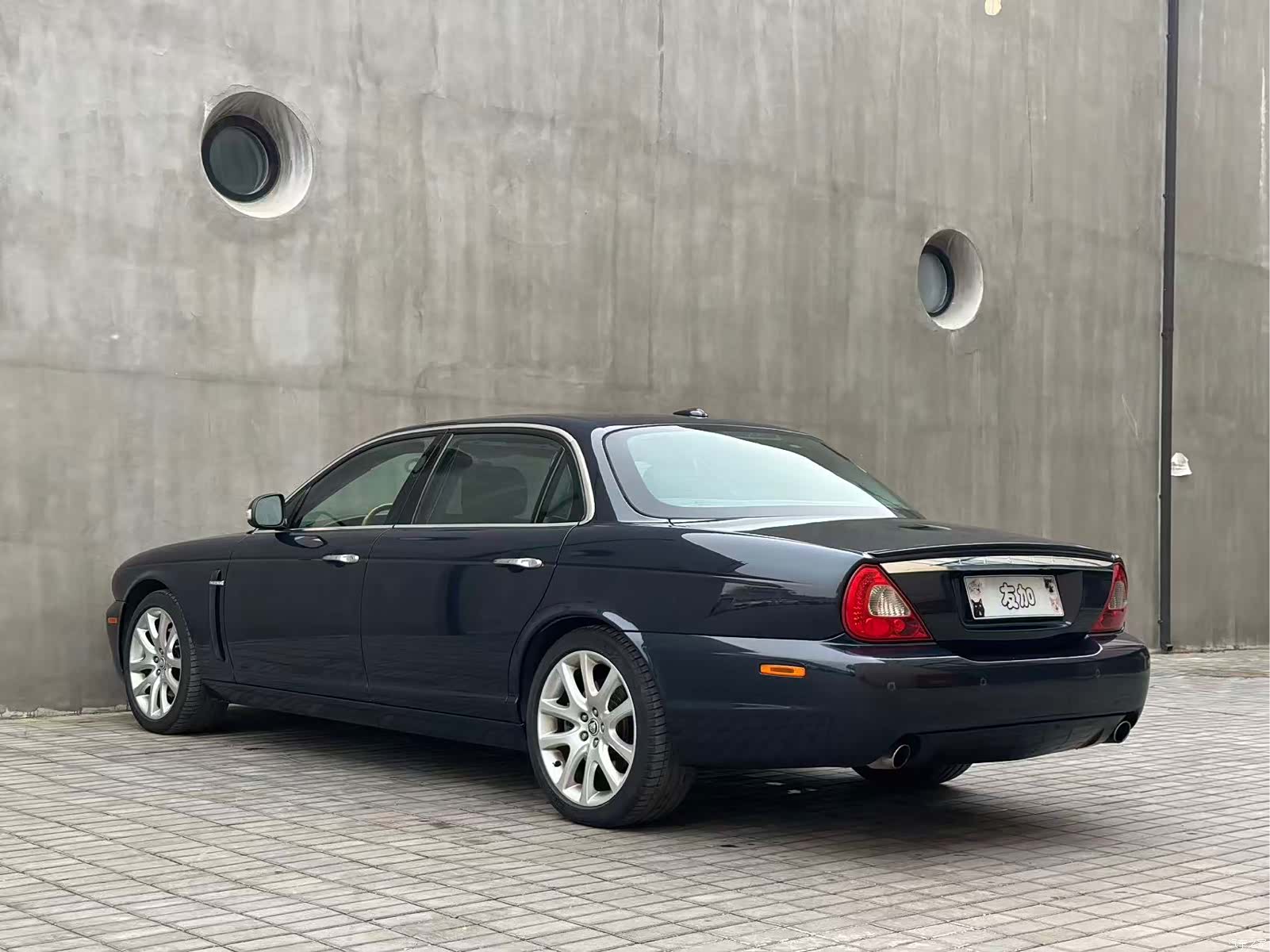 Jaguar XJ, 2008 6