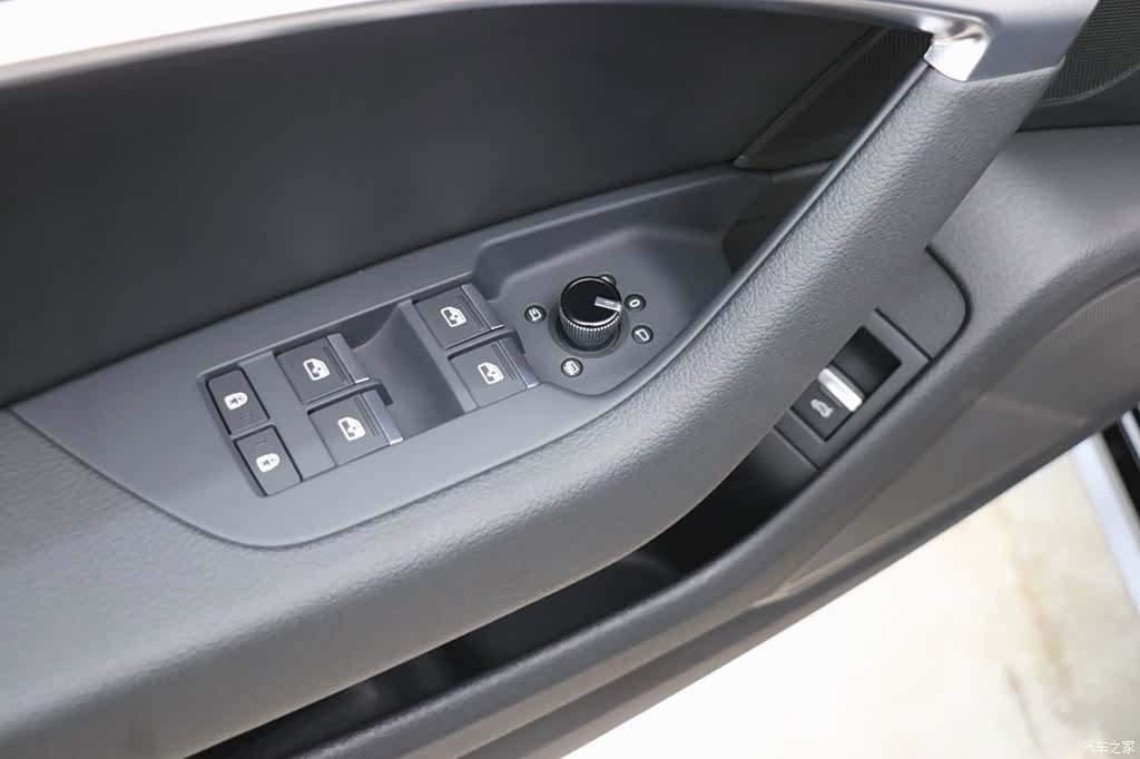 Audi A7L, 2024 11