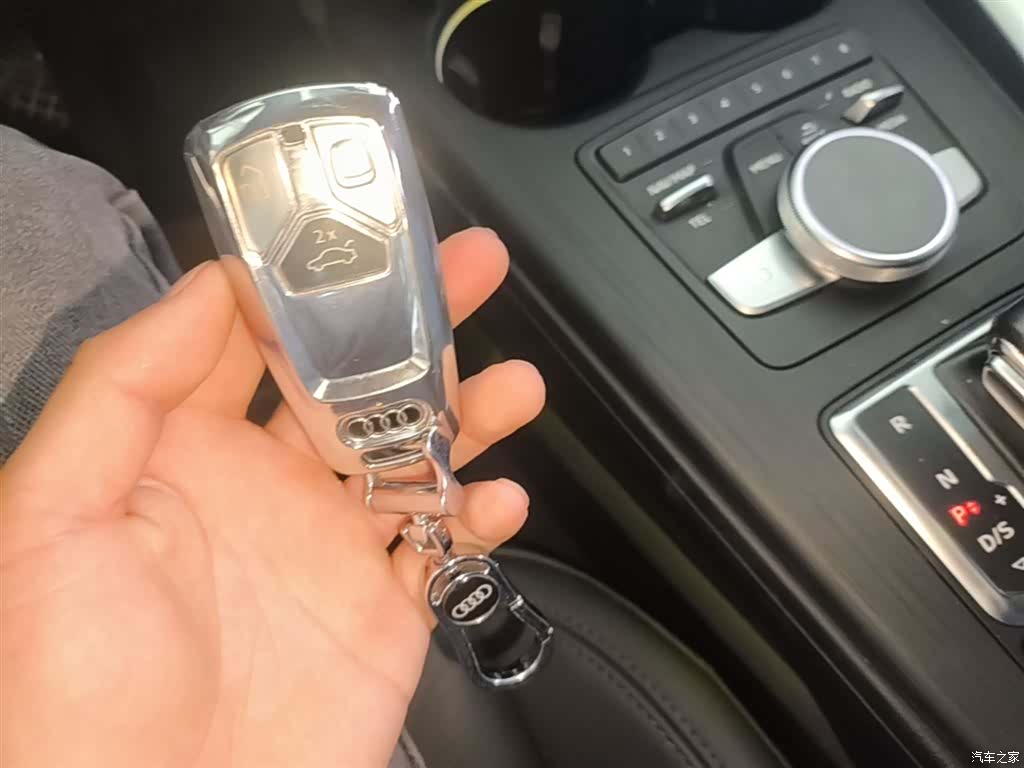 Audi A4L, 2020 9