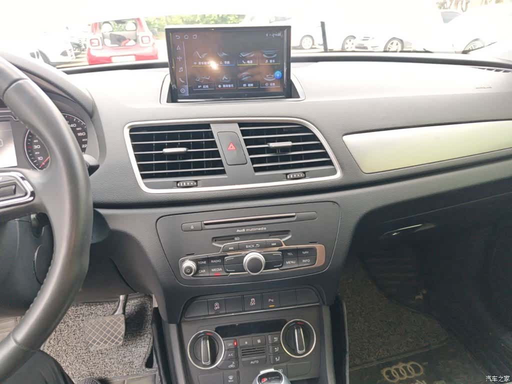 Audi Q3, 2019 13