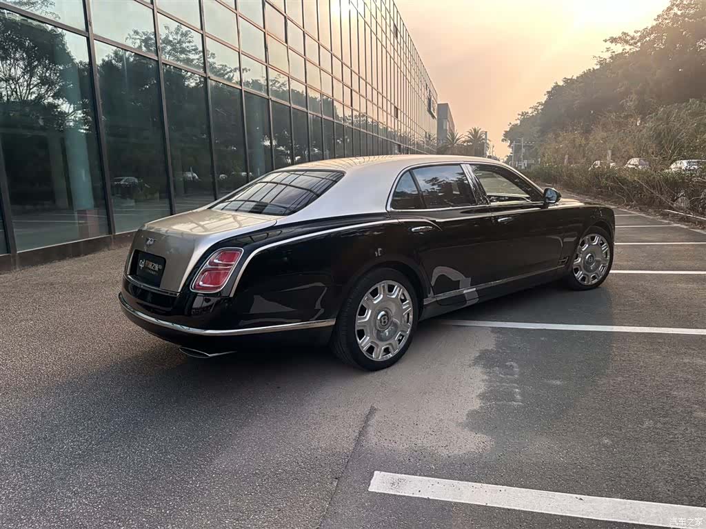 Bentley Mulsanne, 2013 все фото