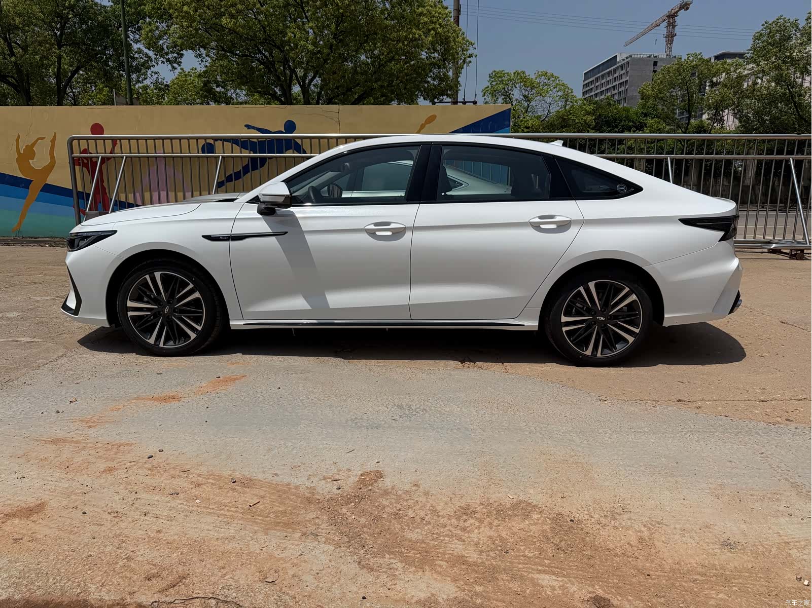 Chery Arrizo 8, 2025 4