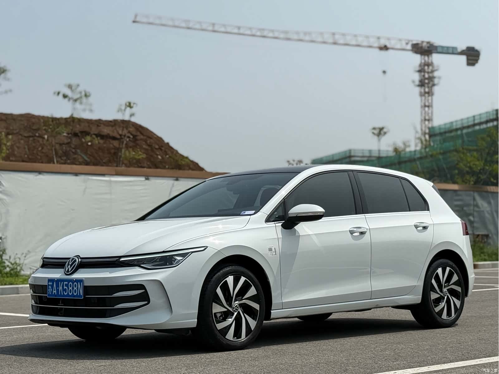 Volkswagen Golf, 2025 1