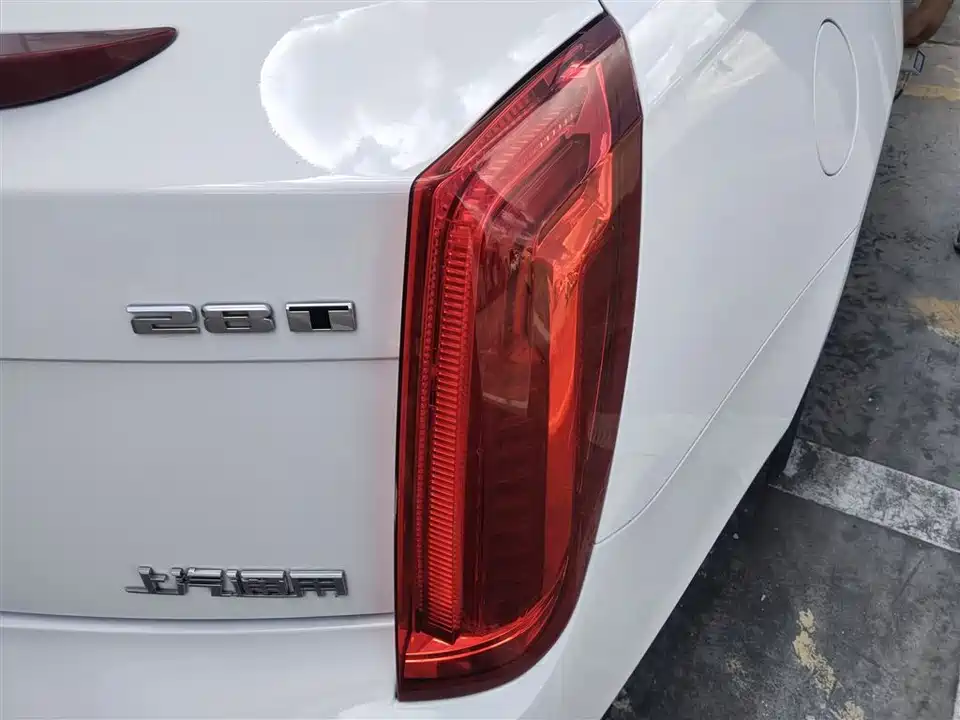 Cadillac XTS