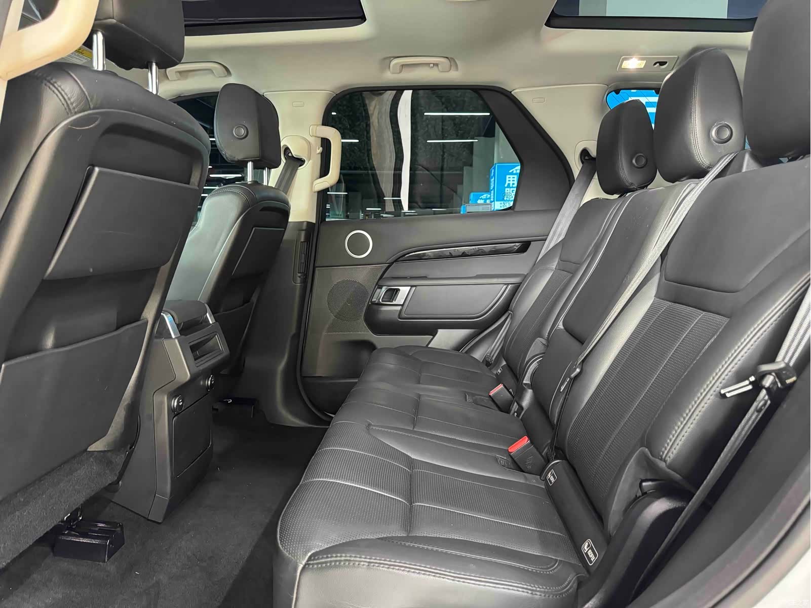 Land Rover Discovery, 2018 11