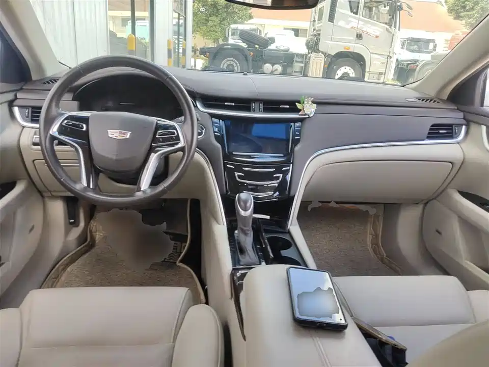 Cadillac XTS
