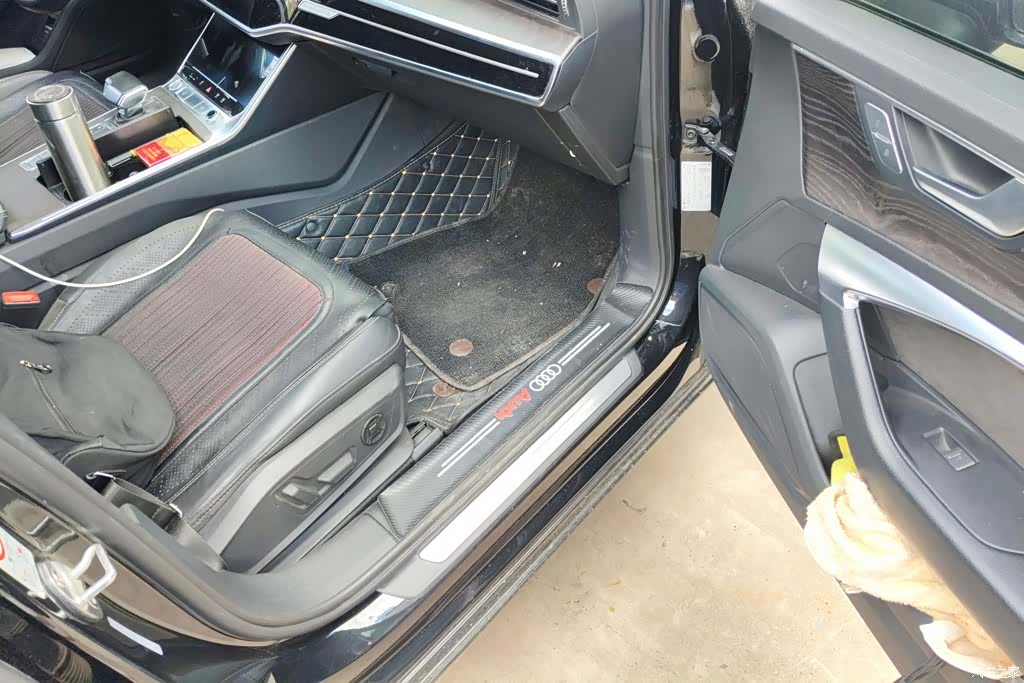 Audi A6L, 2019 8