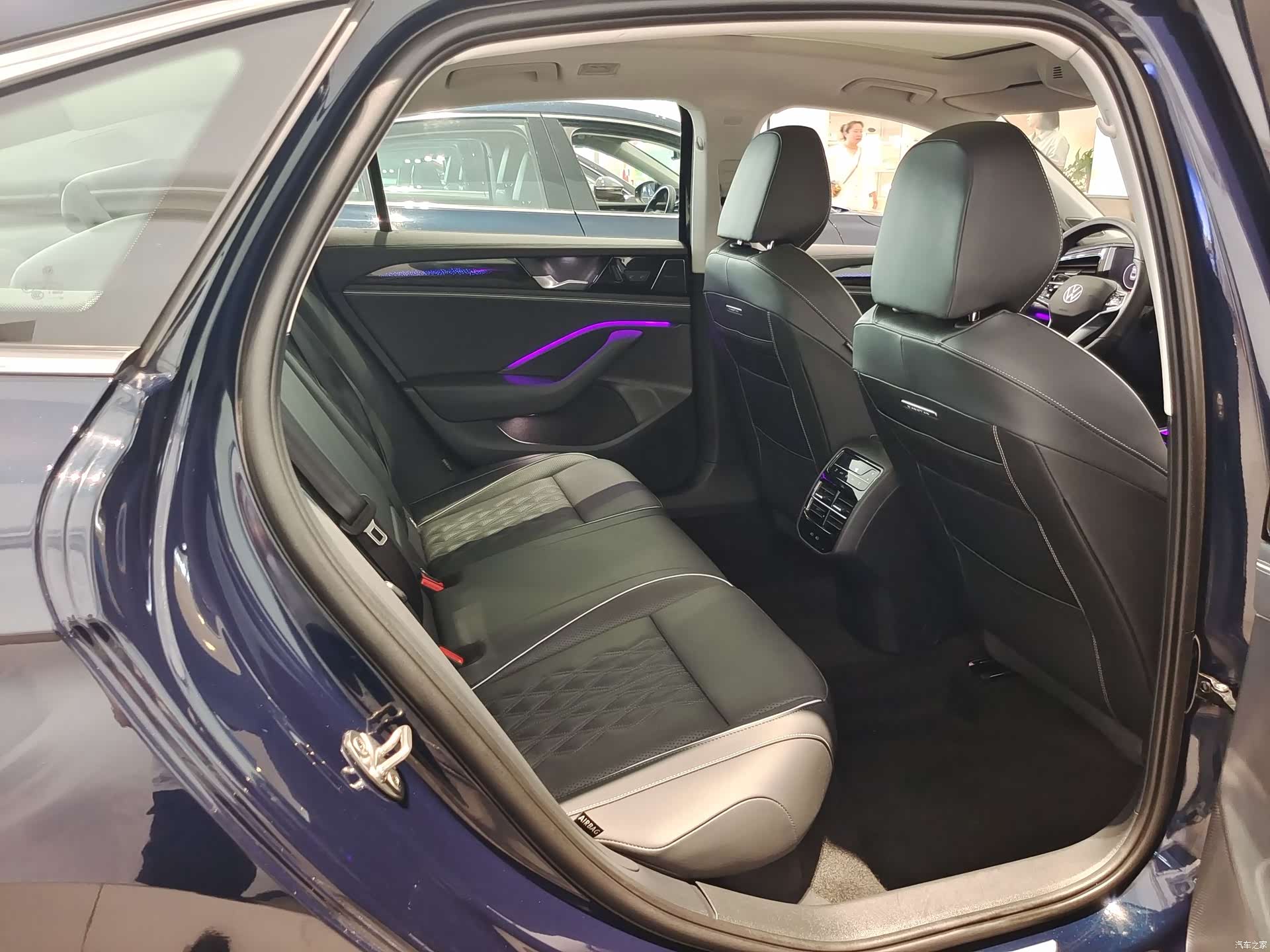 Volkswagen Magotan, 2024 9