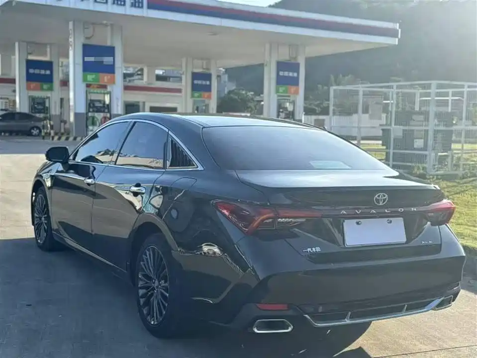 Toyota Asian dragon