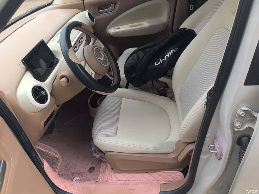 Wuling MINIEV, 2025 11