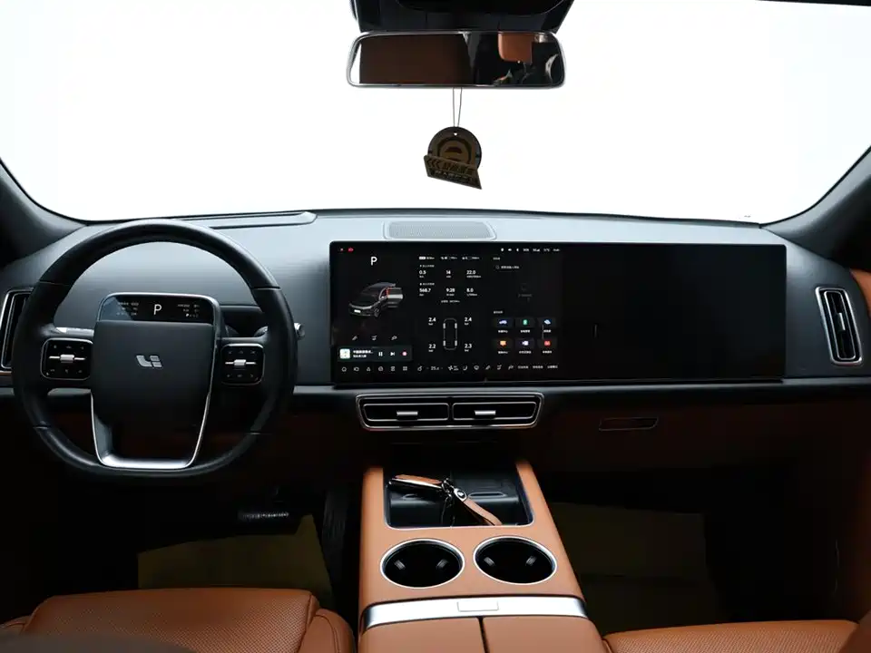 Li Auto Ideal L8
