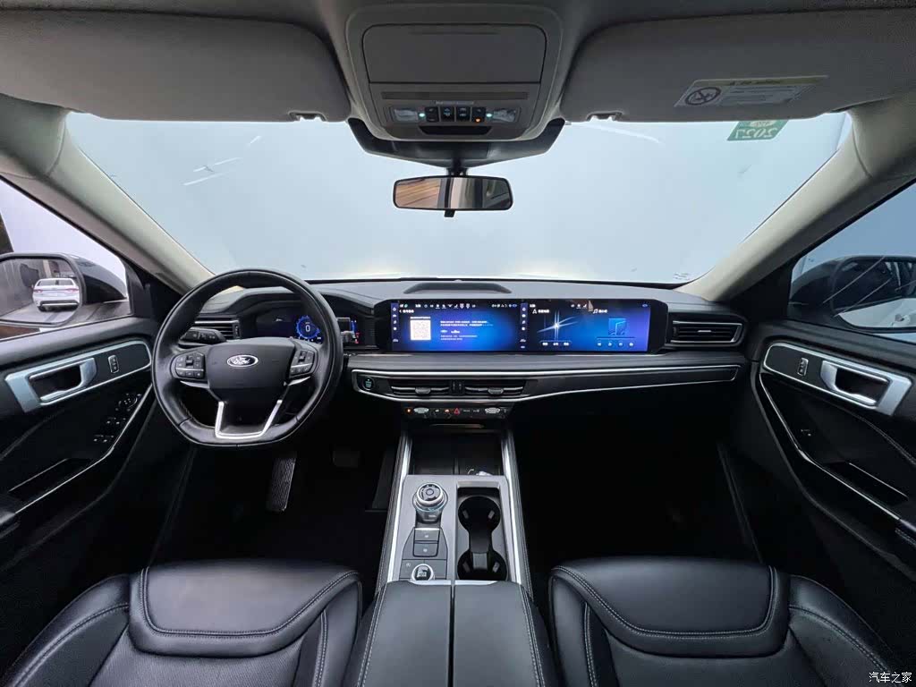Ford Explorer, 2023 9