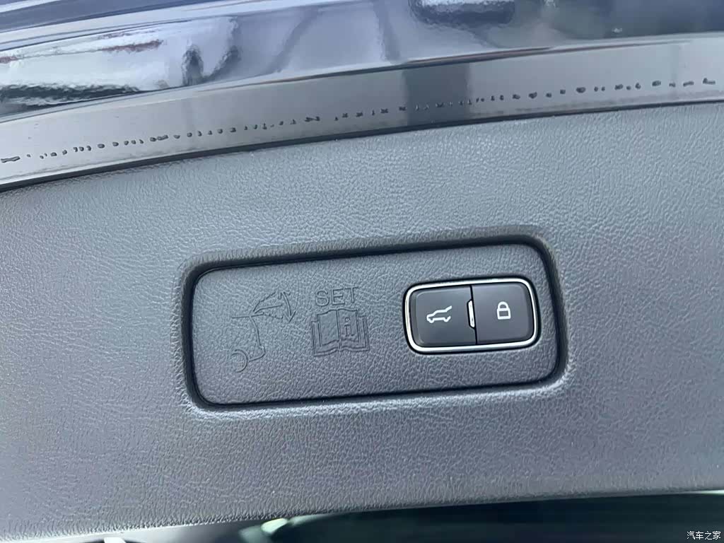 Lincoln Aviator, 2021 23