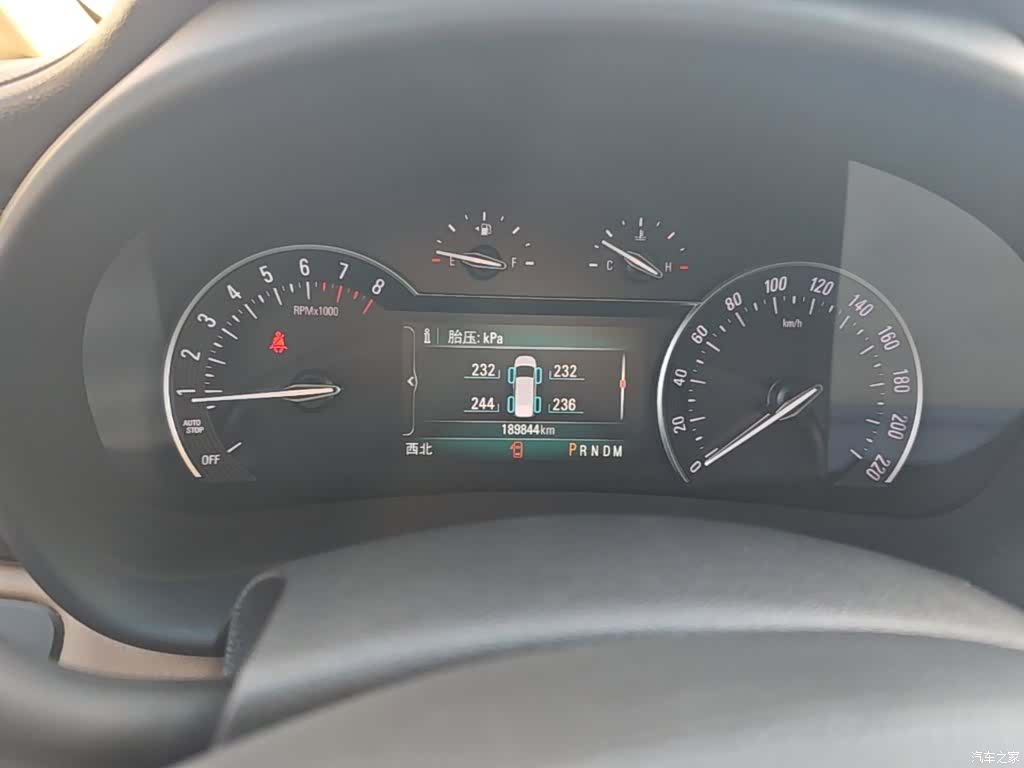 Buick GL8, 2020 12