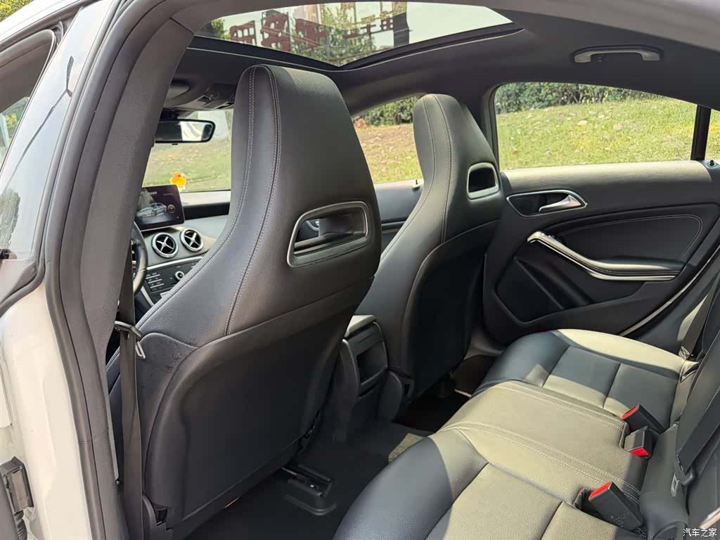 Mercedes-Benz CLA, 2018 11