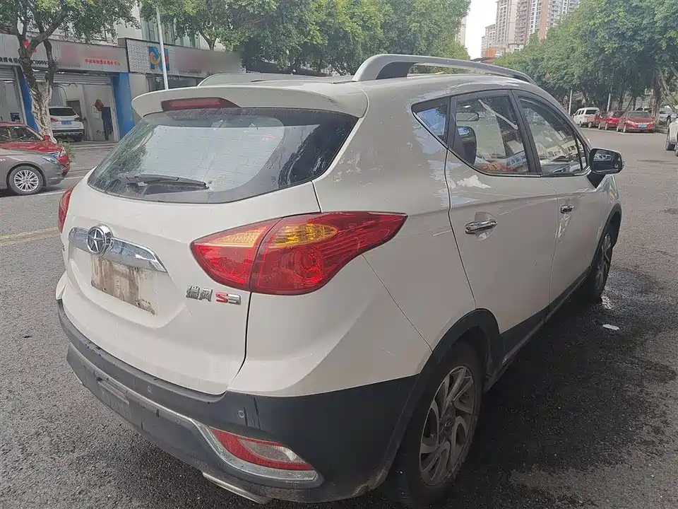 JAC Ruifeng S3