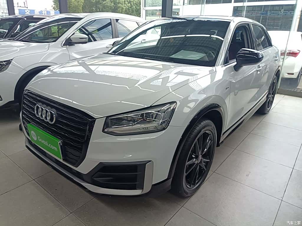 Audi Q2L, 2021 1