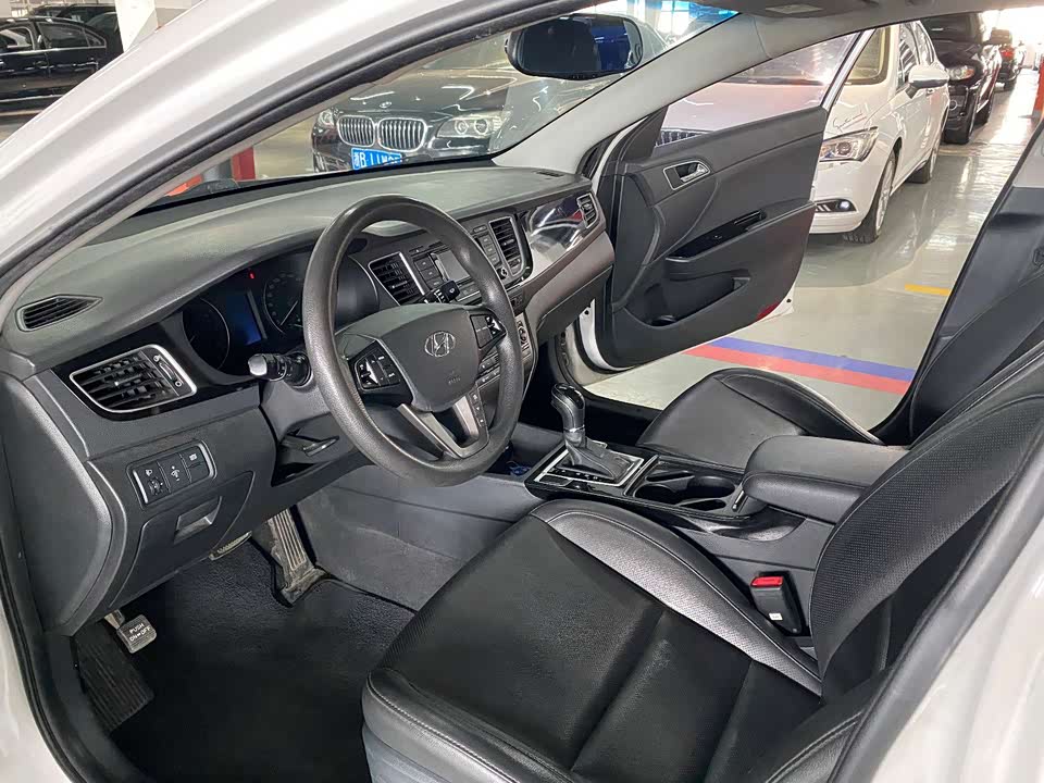 Hyundai Name picture