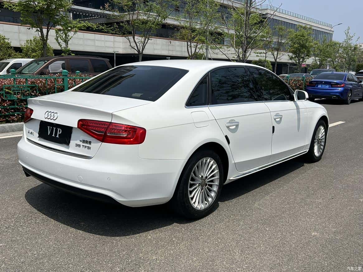 Audi A4L, 2016 12