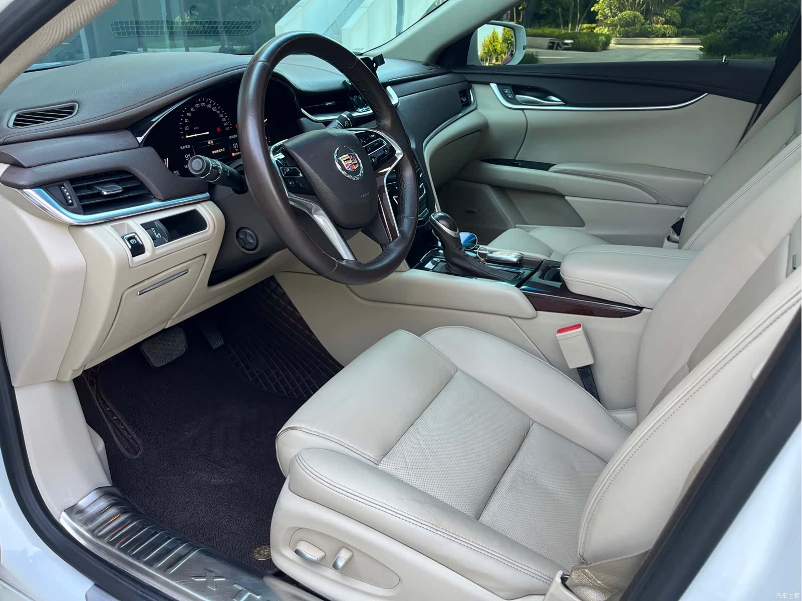 Cadillac XTS, 2015 6